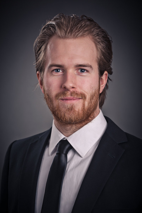 Bewerbungsbild Männlich