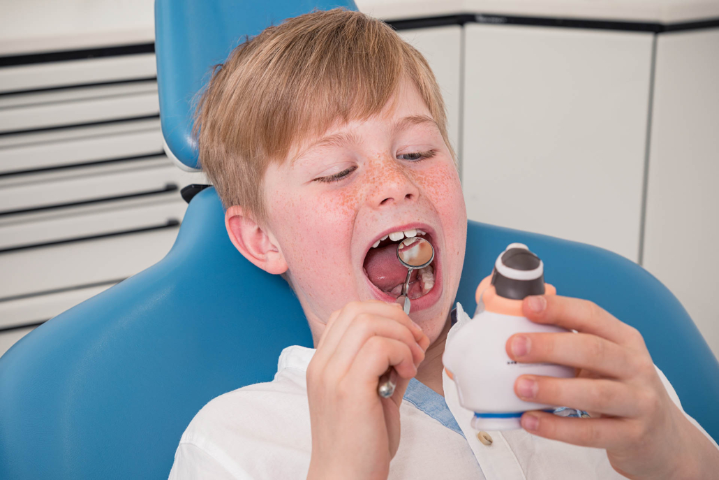 Familienzahn­arzt für Kinder