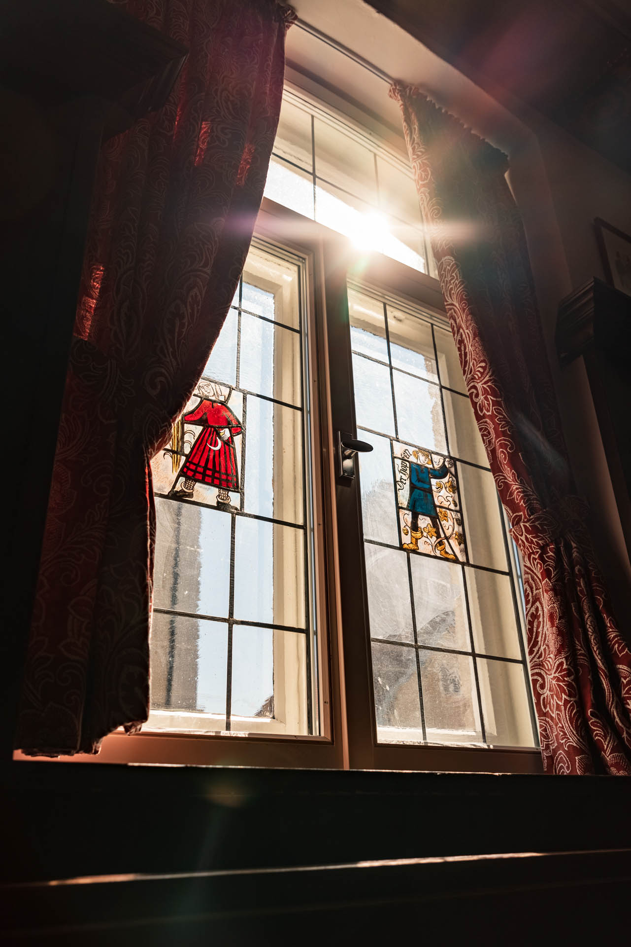 Schweizer Hof Fenster