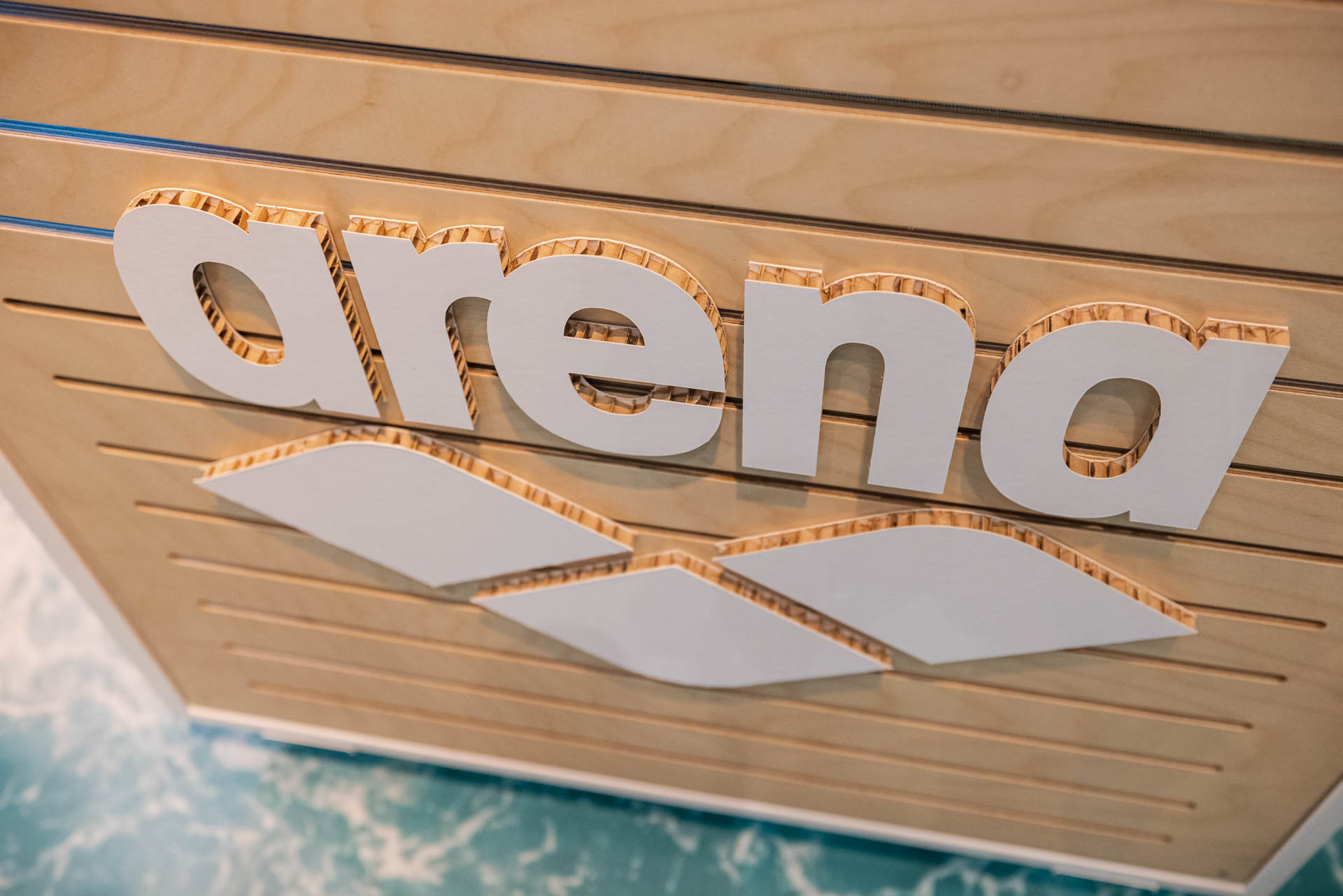 Arena Corner Ladenbau