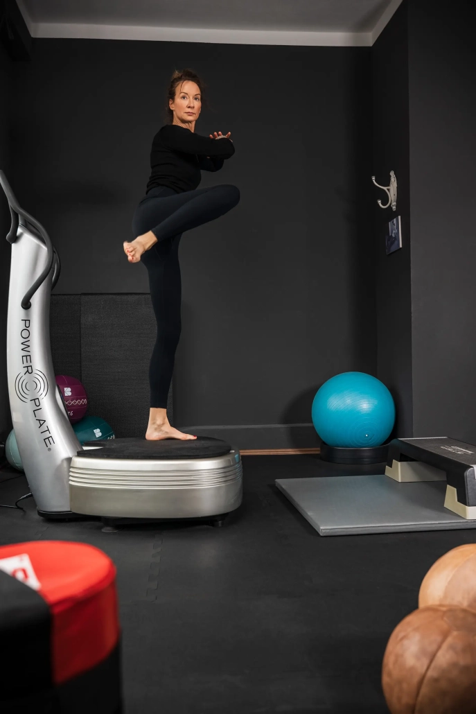 M&amp;V BODY, Power Plate, Fotografie