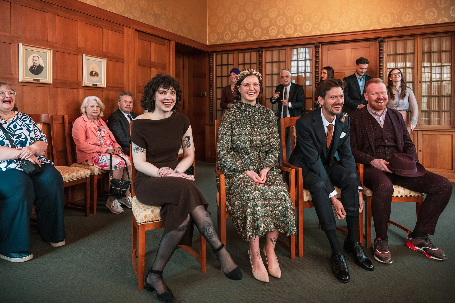 Hochzeitszeremonie in einem Saal